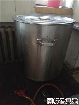1700元 熟食店出卖二手展示柜厨房用品